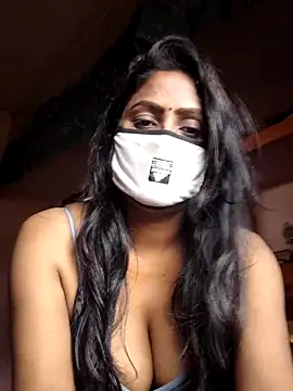 Jasmine Januja online show from November 3, 2025, 10:19 am