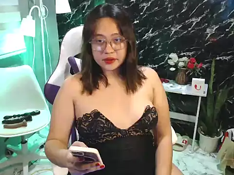 Snapshot of 1aquaticangel69 chatting on December 19, 2025, 10:34 pm 1aquaticangel69 online show from December 19, 2025, 10:34 pm
