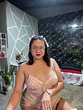 Snapshot of 1aquaticangel69 chatting on November 8, 2025, 2:42 pm 1aquaticangel69 online show from November 8, 2025, 2:42 pm