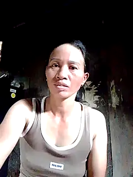 donna-bae online show from September 25, 2025, 5:13 am