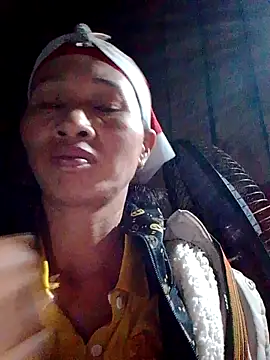 donna-bae online show from November 22, 2025, 12:48 pm