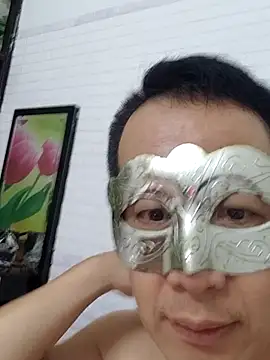 Snapshot of MaiHoang2k chatting on September 17, 2025, 5:15 pm MaiHoang2k online show from September 17, 2025, 5:15 pm