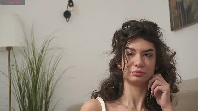 adisson fox online show from November 21, 2025, 7:07 am