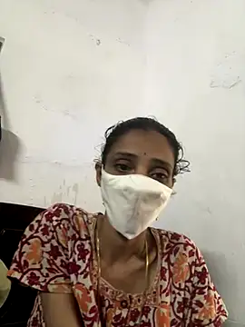 sweetreddy-02 online show from October 28, 2025, 6:01 am