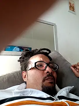 romero115 online show from November 18, 2025, 1:36 pm