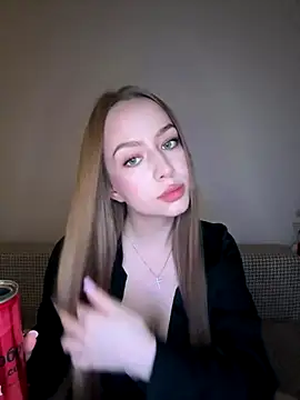 Snapshot of MissOyee chatting on September 27, 2025, 7:09 pm MissOyee online show from September 27, 2025, 7:09 pm