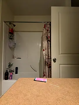 Snapshot of Matthew23Z chatting on September 30, 2025, 1:33 am Matthew23Z online show from September 30, 2025, 1:33 am