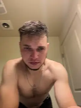 Snapshot of Matthew23Z chatting on October 28, 2025, 12:55 am Matthew23Z online show from October 28, 2025, 12:55 am