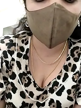 hottamil honey couples online show from September 22, 2025, 1:06 pm