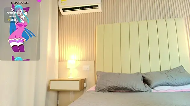 Snapshot of alessia_moon1 chatting on March 12, 2026, 12:31 pm alessia moon1 online show from March 12, 2026, 12:31 pm