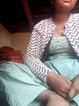 Hot Shredha online show from November 28, 2025, 4:23 am