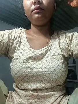 Hot Shredha online show from October 3, 2025, 12:14 am