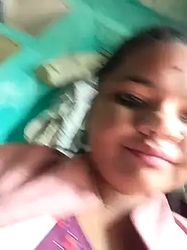 Hot Shredha online show from November 30, 2025, 4:13 am