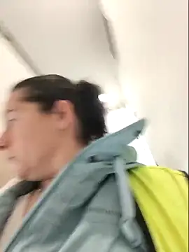 bichota85 online show from February 17, 2026, 10:34 am