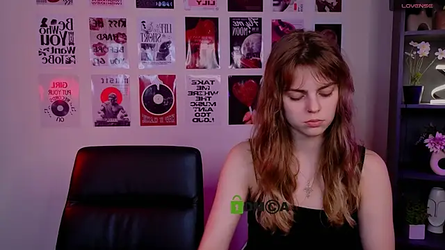 ariana ross7 online show from July 8, 2026, 7:36 pm
