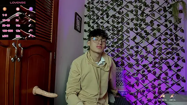 bellmontneon online show from December 20, 2025, 11:24 am