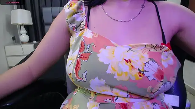 kashvi  online show from November 18, 2025, 8:12 pm