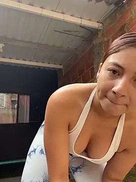 Karlee Grey1 online show from September 18, 2025, 7:39 pm