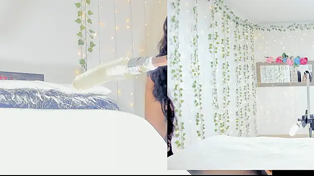 Ashley  Jones   online show from February 25, 2026, 9:09 am