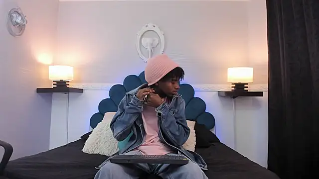 AllexJacob online show from September 25, 2025, 1:06 pm