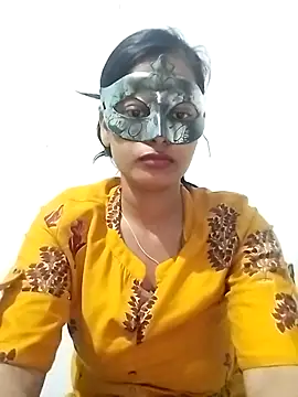 ms-naina online show from April 19, 2026, 8:33 pm