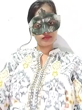 Snapshot of ms-naina chatting on July 15, 2026, 7:10 pm ms-naina online show from July 15, 2026, 7:10 pm