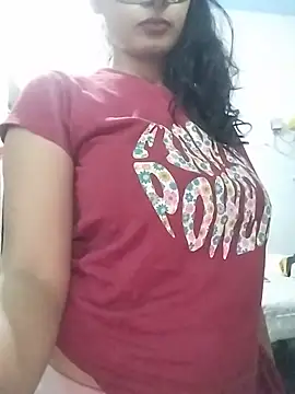 Snapshot of ms-naina chatting on June 21, 2026, 8:31 am ms-naina online show from June 21, 2026, 8:31 am
