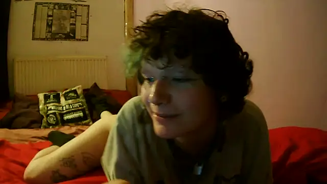 Snapshot of Nydia_Levine chatting on October 10, 2025, 9:59 pm Nydia Levine online show from October 10, 2025, 9:59 pm