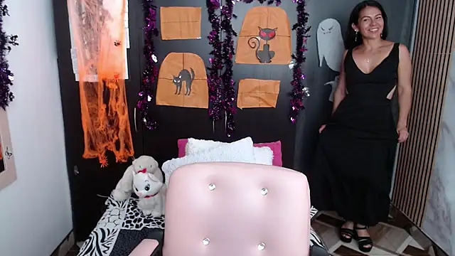 Snapshot of camilavargas_ chatting on October 30, 2025, 9:01 pm camilavargas online show from October 30, 2025, 9:01 pm