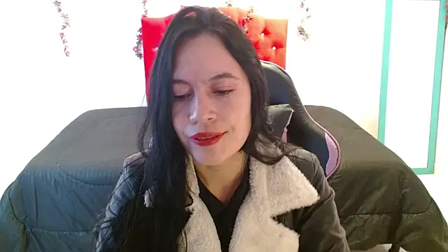 cristal1609 online show from December 15, 2025, 12:55 pm