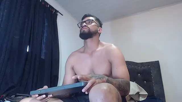 Chrys harris77 online show from March 26, 2026, 11:02 pm