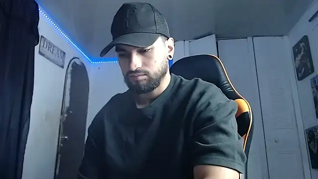 Snapshot of Chrys_harris77 chatting on October 4, 2025, 11:06 pm Chrys harris77 online show from October 4, 2025, 11:06 pm