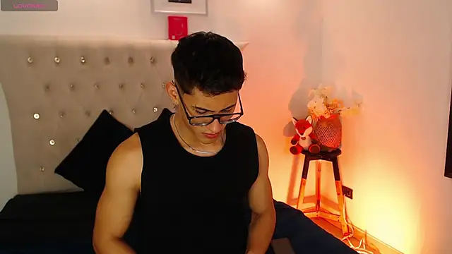 SalvadorFit online show from September 30, 2025, 8:59 pm