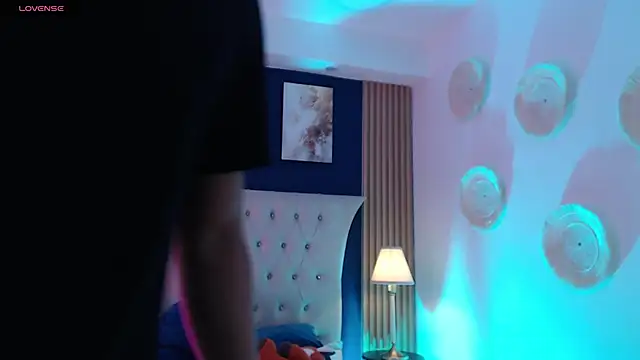 SalvadorFit online show from April 19, 2026, 8:55 pm