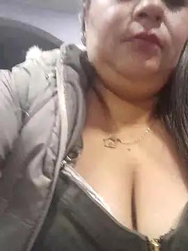 Snapshot of Amalia-sm chatting on October 12, 2025, 4:58 am Amalia-sm online show from October 12, 2025, 4:58 am