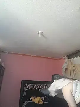 Snapshot of Amalia-sm chatting on October 15, 2025, 3:42 pm Amalia-sm online show from October 15, 2025, 3:42 pm