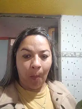 Snapshot of Amalia-sm chatting on October 3, 2025, 1:56 pm Amalia-sm online show from October 3, 2025, 1:56 pm