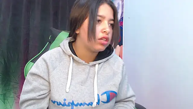 queen salomme online show from September 17, 2025, 12:29 pm