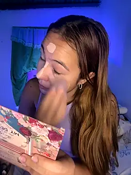 sacha torres02 online show from November 12, 2025, 12:48 am