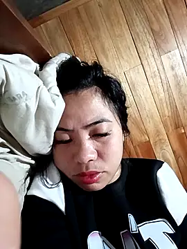 Snapshot of tulipsexy chatting on November 9, 2025, 5:17 pm tulipsexy online show from November 9, 2025, 5:17 pm