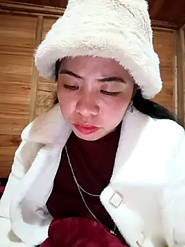 Snapshot of tulipsexy chatting on November 21, 2025, 1:10 pm tulipsexy online show from November 21, 2025, 1:10 pm