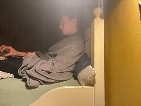 Randy9222 online show from April 11, 2026, 10:02 pm