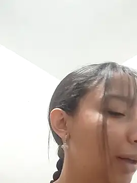 Vale stone  online show from February 9, 2026, 11:36 pm