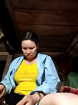 callistra online show from April 12, 2026, 5:27 pm