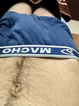 king boy070 online show from December 19, 2025, 12:07 pm