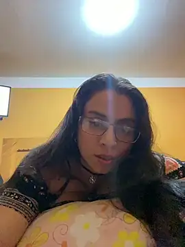 Snapshot of Rouus14 chatting on July 8, 2026, 9:04 pm Rouus14 online show from July 8, 2026, 9:04 pm