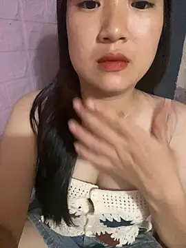 Lina-sexyy online show from September 19, 2025, 2:43 pm