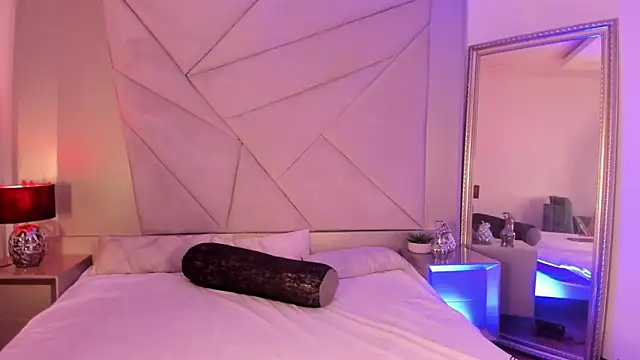 RouseWhitte online show from March 21, 2026, 2:43 pm