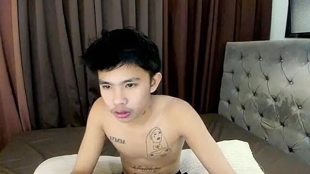 UncensoredCock online show from November 20, 2025, 5:24 pm