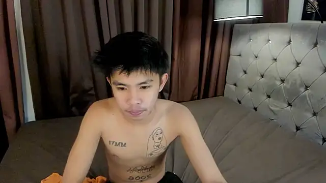 UncensoredCock online show from November 21, 2025, 5:23 pm